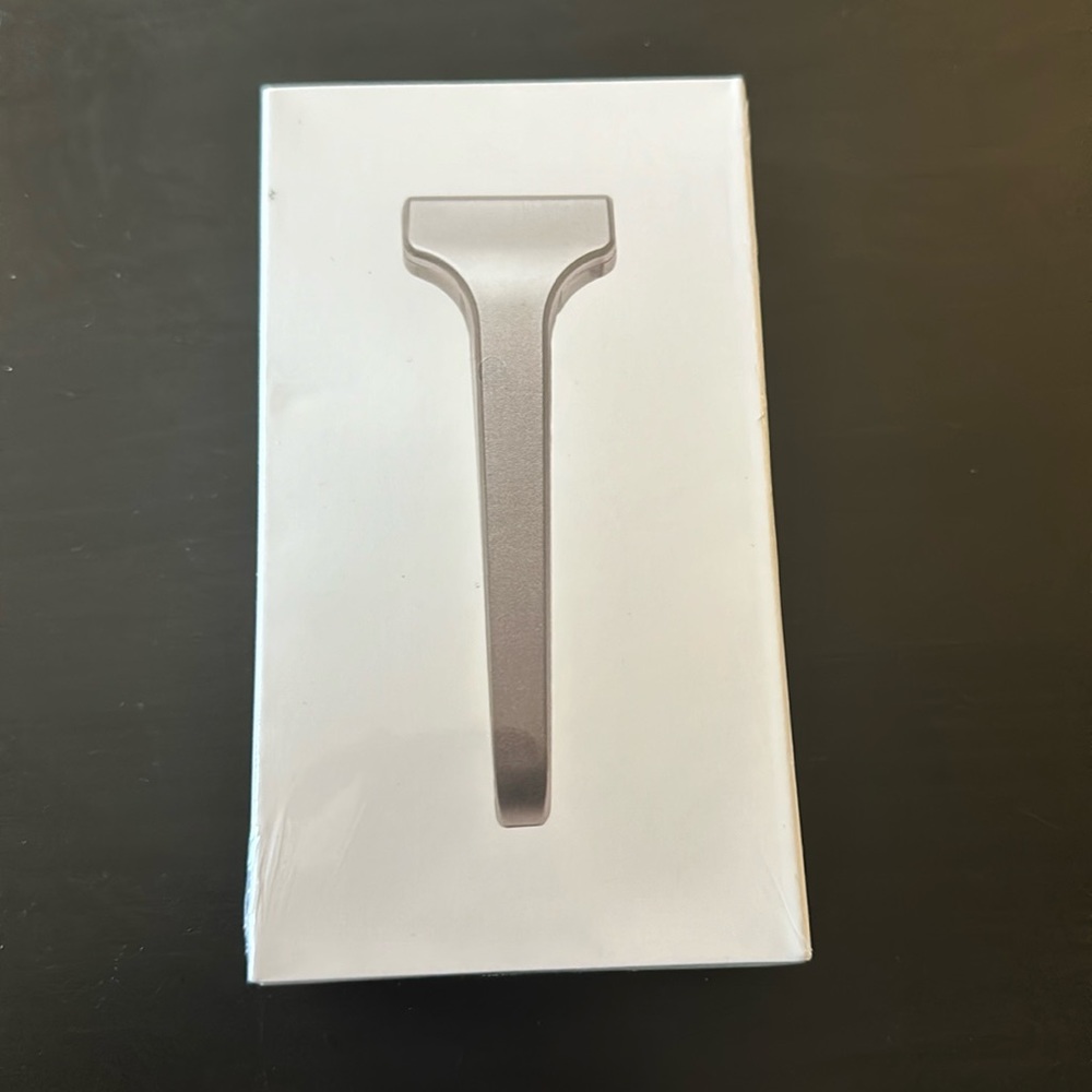 Supply “The Single Edge SE” Razor